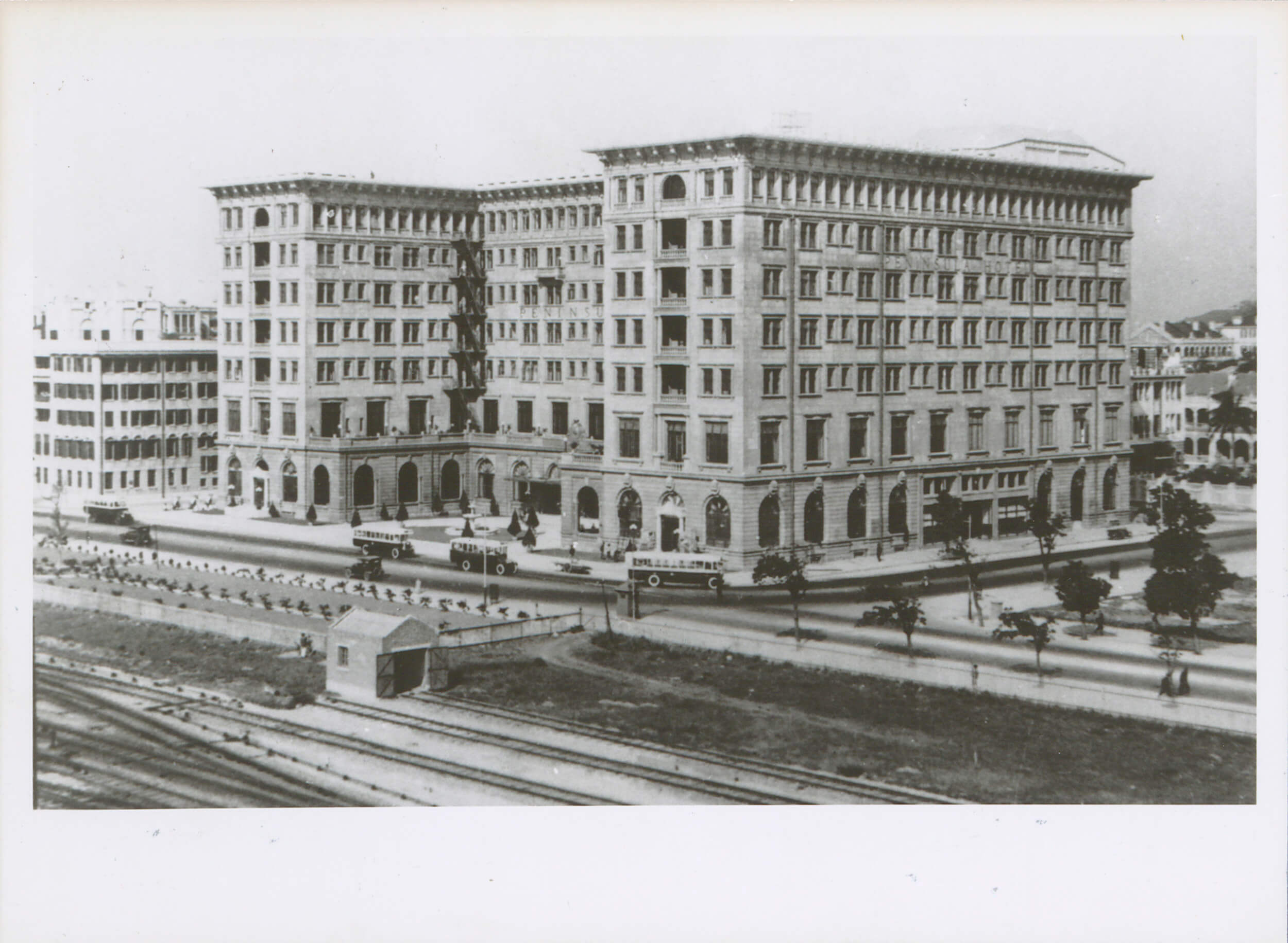 沦陷前的半岛酒店（现称香港半岛酒店）。 03-05-140 (c.1930s)