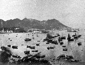 01-17-471|从北角眺望东角,图中的海湾为铜锣湾,约摄於1885年。(1885)